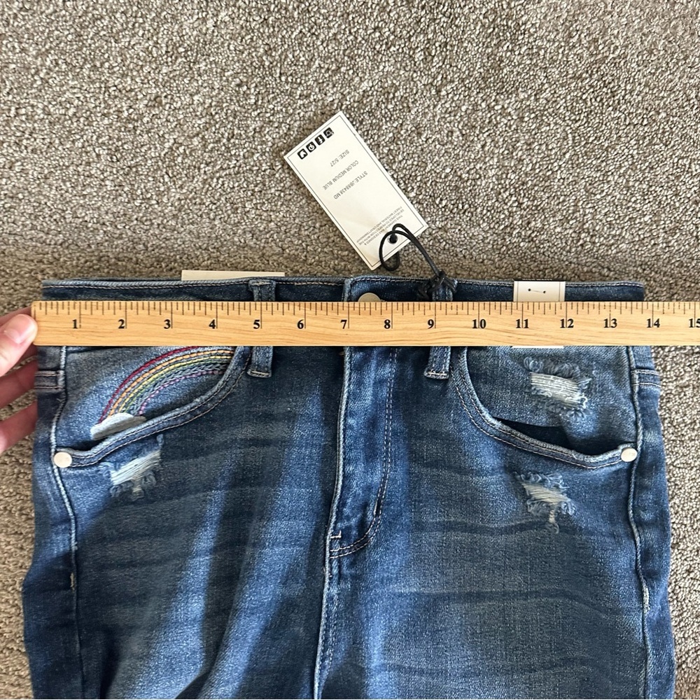 NWT Judy Blue Hi-Rise‎ Rainbow Embroidery Cropped Straight Leg Jean 5/27 - Picture 7 of 9